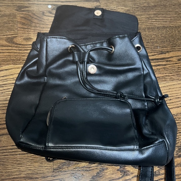 Small backpack - Picture 5 of 8